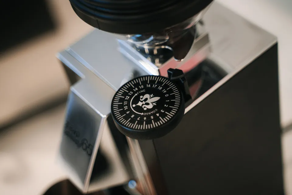 Eureka Mignon Zero 65 Speedy view 5